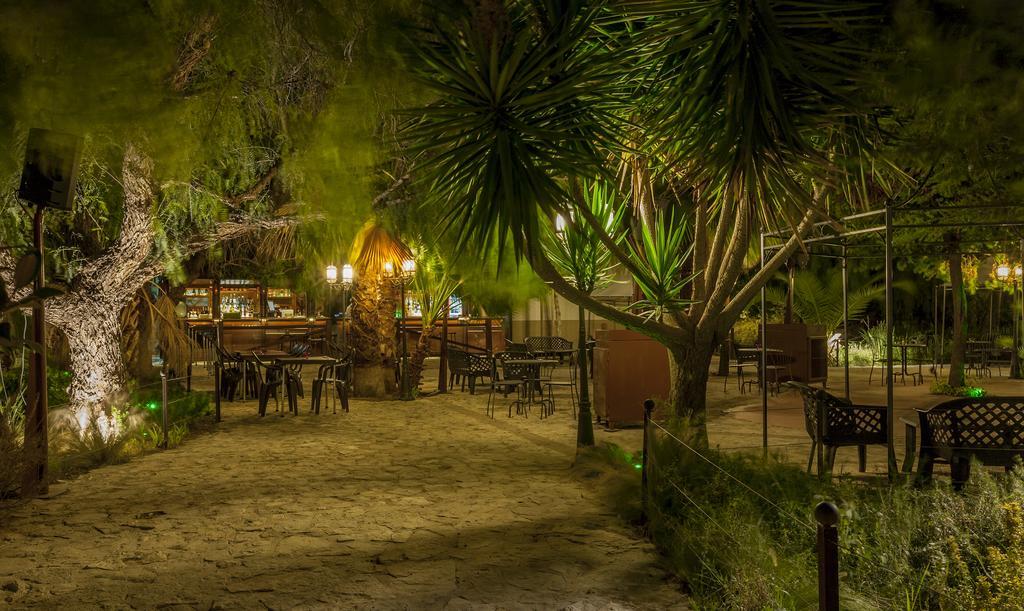 Hotel Jardines De Casablanca à Caravaca De La Cruz Extérieur photo